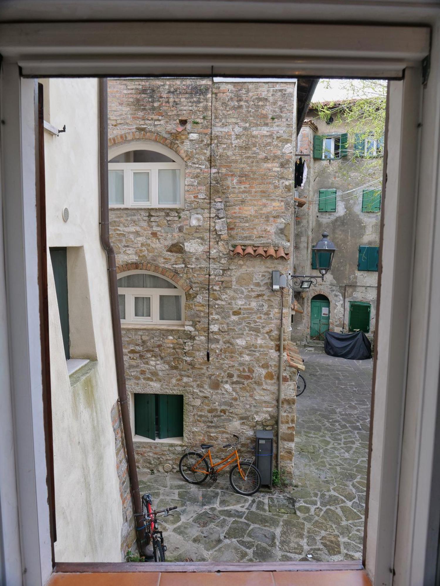 Casa Vianella - Romantico Monolocale Per Vivere Come Una Volta Grado Luaran gambar