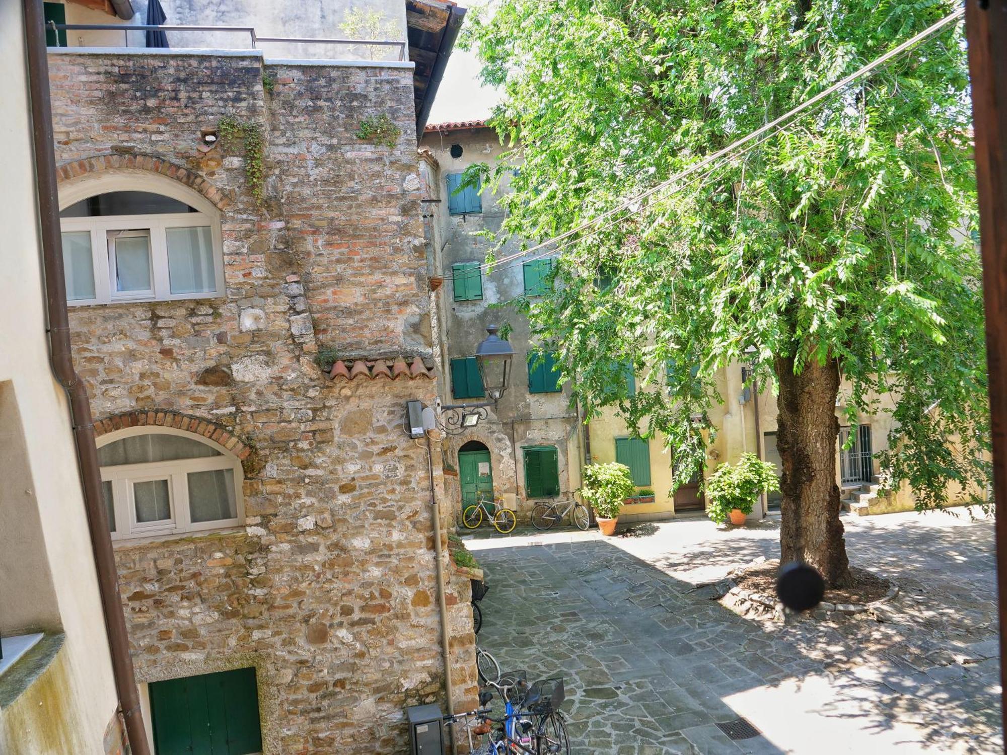 Casa Vianella - Romantico Monolocale Per Vivere Come Una Volta Grado Luaran gambar